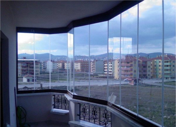 Лоджия с панорамными окнами